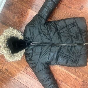 Big Girls Juicy couture winter coat size 10-12, Used in great condition